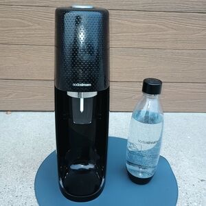 Soda stream Fizzy,  gently used comes with one bottle ,NO CO2 Tank.
